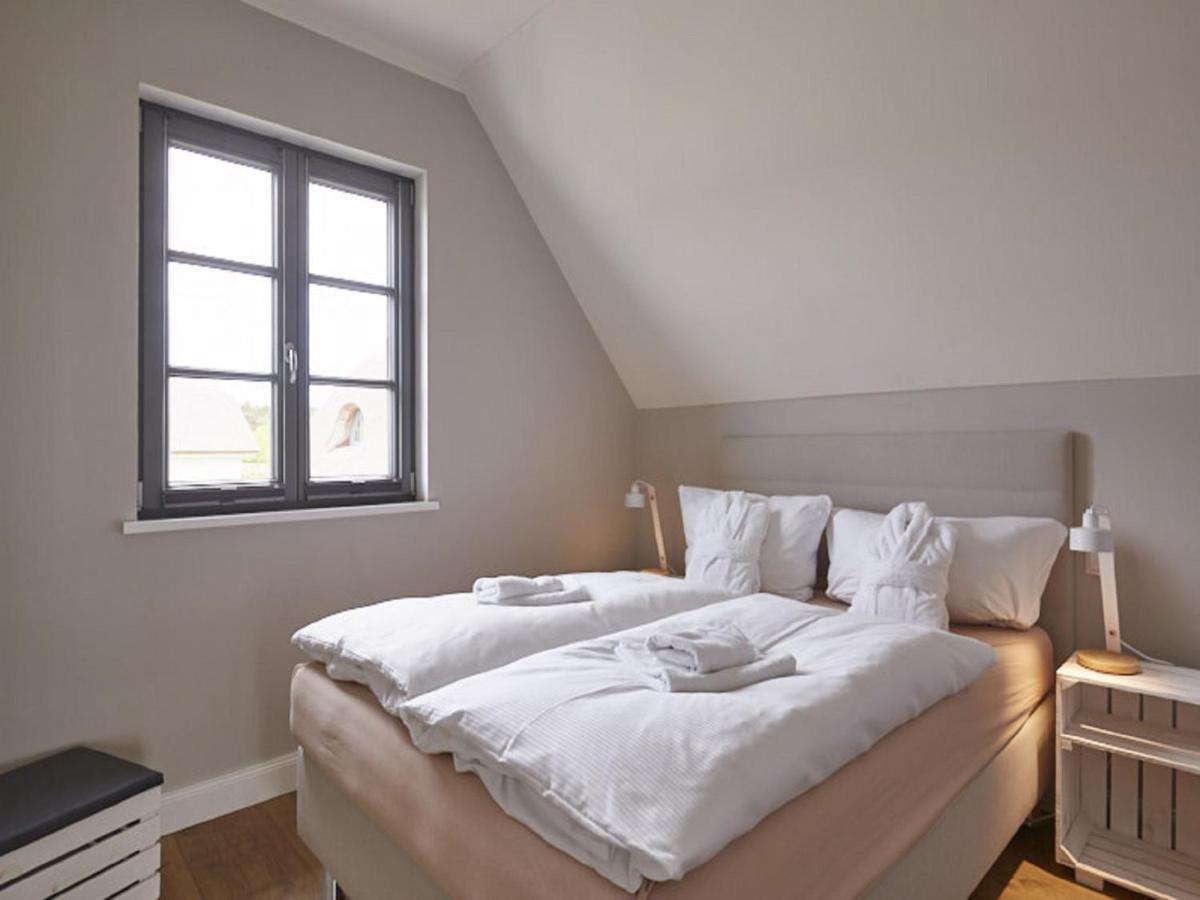 Reetland Am Meer - Premium Reetdachvilla Mit 3 Schlafzimmern, Sauna Und Kamin E24 درانسكي المظهر الخارجي الصورة