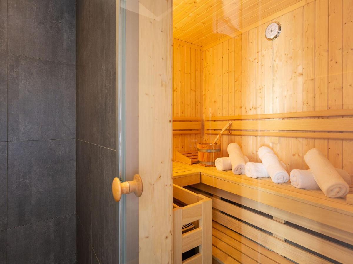 Reetland Am Meer - Premium Reetdachvilla Mit 3 Schlafzimmern, Sauna Und Kamin E24 درانسكي المظهر الخارجي الصورة